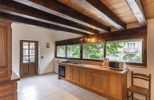 Chambonas House | Cottage 'Les Sources Gîte La Grange' with Shared Pool, Private Terrace