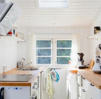 Dronningmolle House | Cottage Life In Intimate Wooden Cabin