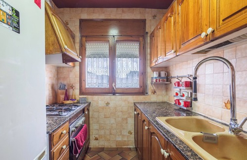 Sant Hilari Sacalm Cottage | Cottage 'Mussol' with Private Terrace, Balcony and Wi-Fi