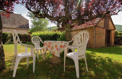 Chasteaux Cottage | Cottage near Lac du Causse with Terrace