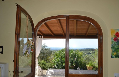 Castellina in Chianti Cottage | Cottage nel Chianti con Piscina. Vista Sulle Colline e sui Vigneti Toscani