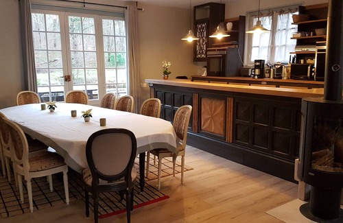 Saint-Jean-aux-Bois Cottage | Cottage Nest in the forest