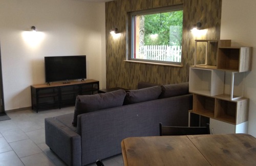 Mottier Cottage | Cottage of the still
