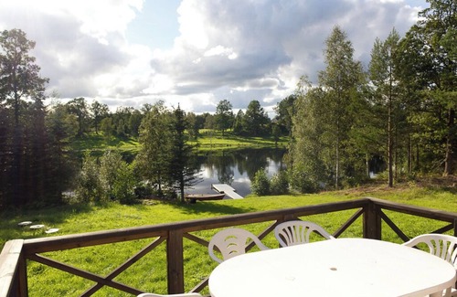 Sissehult Cabin | Cottage old charm, private location, jetty, swimming, boat, free fishing, sauna.