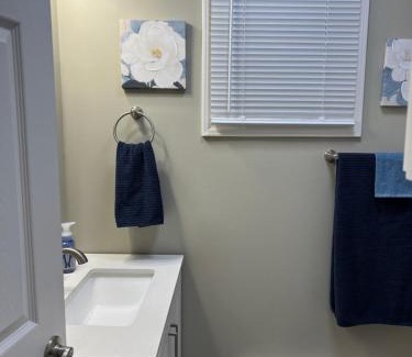 Roxboro Apartment | Cottage on Charles