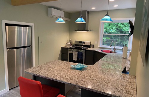 Dauphin Cottage | Cottage on Clarks Creek