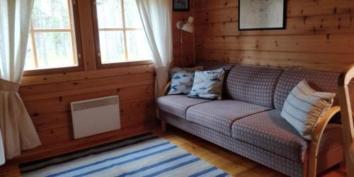 Muonio Apartment | Cottage on Lake Jeris