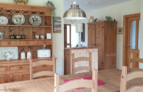 Newtowncashel House | Cottage on Lough Ree/River Shannon in the heart of Ireland