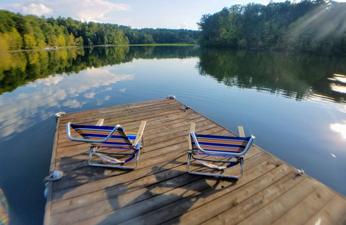 Roxboro House | "Cottage On The Cove" Private Lakefront Paradise with Paddleboards & Kayaks