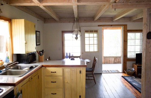 Arrowsic Cottage | Cottage on the Water with Beautiful View