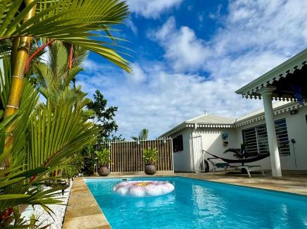 Tartane House | Cottage Palmier Rouge