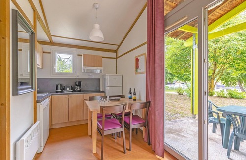 Castelmoron-sur-Lot Cabin | Cottage Proche de la Marina | Accès Espace Bien-être, Piscine et plus