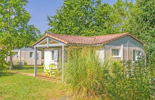Castelmoron-sur-Lot Cabin | Cottage Proche de la Marina | Accès Espace Bien-être, Piscine et plus