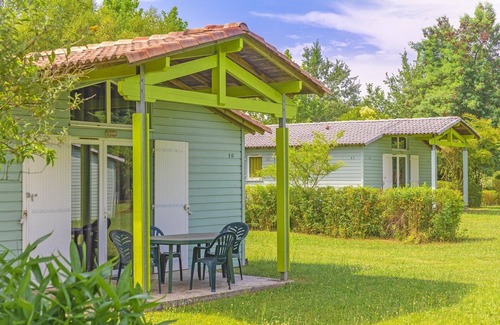 Castelmoron-sur-Lot Cabin | Cottage proche de la Marina, Terrasse privée ! Accès Piscine + Spa