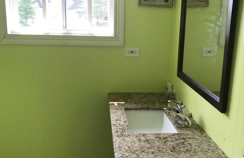 Southgate House | cottage space