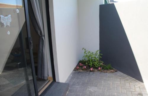 Bergvliet Apartment | Cottage Studio