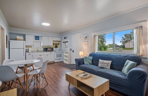 Whitmore Lake Cottage | Cottage w/Lake Access Unit 2