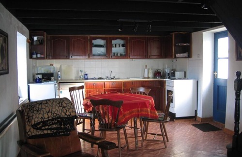 Kildreelig House | Cottage with a stunning sea view on the south-west coast of Ireland