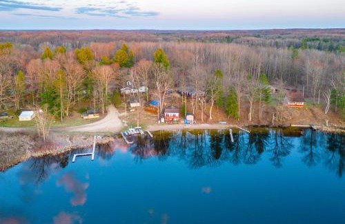 Lake House | Cottage with Deck and Bluff Lake Views Walk to Beach!