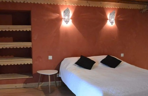 Les Moussieres House | Cottage with fireplace in the heart of the PNR Haut Jura
