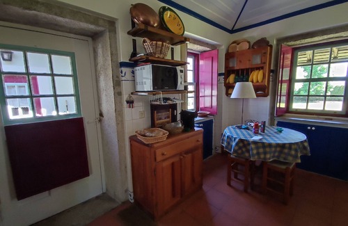 Riba de Ancora Cottage | Cottage with garden and pool, in a between-sea-and-mountain quiet village