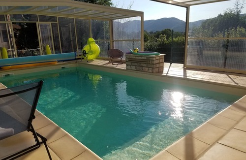 Juzet-d'Izaut House | cottage with heated pool and covered in the Pyrenees