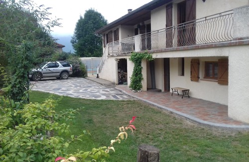 Juzet-d'Izaut House | cottage with heated pool and covered in the Pyrenees