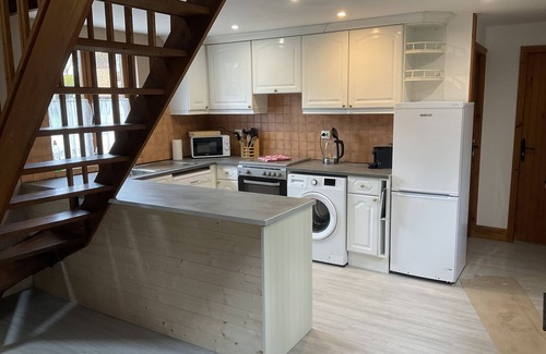 Tortefontaine Cottage | Cottage With Outdoor Pool, Sleeps 8 all ensuite