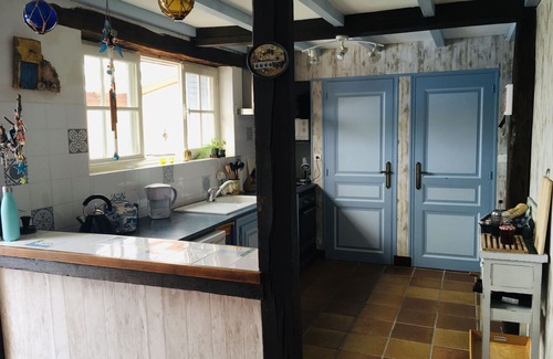 Barzan Cottage | Cottage With Private Pool in Rural Vineyard Setting Close to Atlantic Beaches