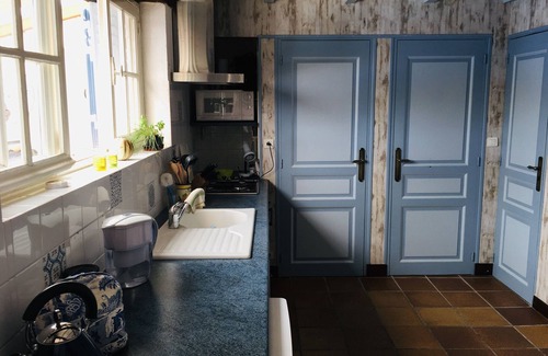 Barzan Cottage | Cottage With Private Pool in Rural Vineyard Setting Close to Atlantic Beaches