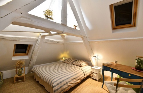 Coulommiers Bed & Breakfast | Coul'home, Chambre Proche Gare Direct Pour Paris et Disney