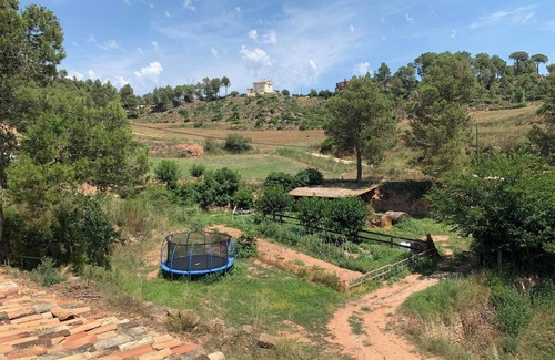Sant Salvador de Guardiola Apartment | Country House 'Set Rengs 1' with Mountain View, Shared Pool and Wi-Fi