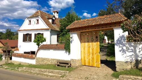 Miclosoara House | Count Kálnoky's Transylvanian Guesthouses