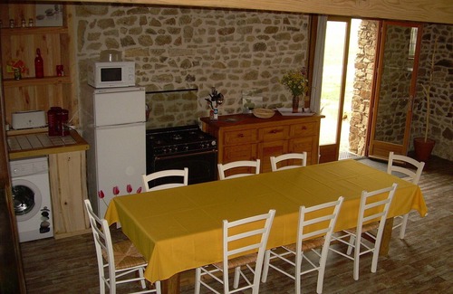 La Chapelle-Agnon Cottage | Country and mountain gîte. Peace and quiet