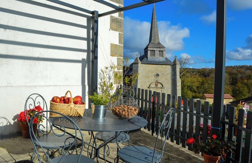 Saint-Pardoux-d'Arnet House | Country cottage La Belle du Clocher - All inclusive
