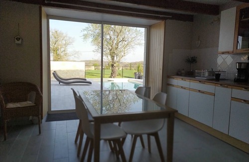 Saint-Beauzeil Cottage | Country cottage in Quercy with private swimming pool