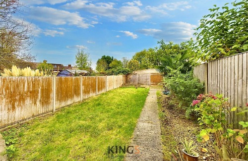 Potters Bar House | Country Cottage, Serene 3-bedroom home in Little Heath,Potters Bar,Hertfordshire