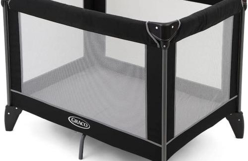 Horsham House | Country cottage & Tennis court