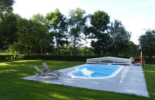 Villegenon Cottage | COUNTRY GITE CHARACTER HOUSE WITH HEATED OUTDOOR POOL