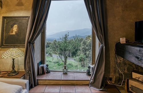 Les Planes d'Hostoles House | Country House 'Can Rubio, Les Encies' with Mountain View, Private Terrace and Wi-Fi