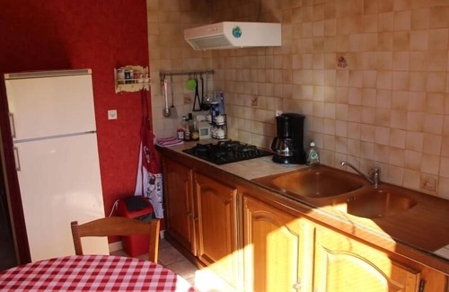 Halles-sous-les-Cotes Cottage | Country house with fishing, pets allowed