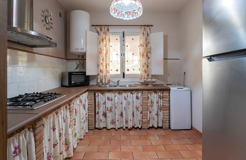 Villacarrillo House | Country House 'Villa Ilusion' with Private Pool, Private Terrace and Wi-Fi