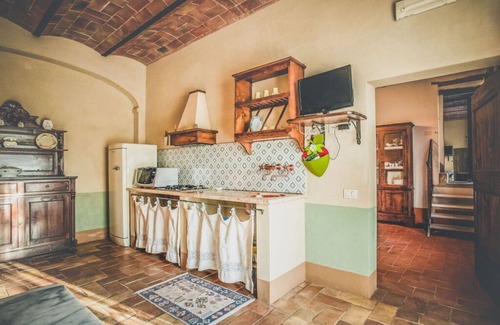 Gallina House | Country house with pool for up to 17 people