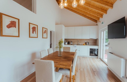 Montemor-o-Novo House | Country House 'Arinto' with Mountain View, Wi-Fi and Air Conditioning