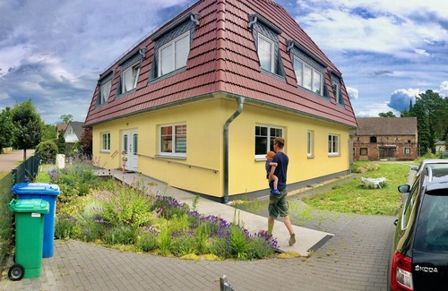 Bestensee House | Country house between lake and forest with large garden southeast of Berlin