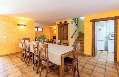 Galvez House | Country House 'Callejón Del Pozo 2' with Shared Pool, Wi-Fi and Air Conditioning