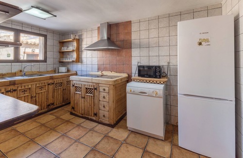 Galvez House | Country House 'Callejon Del Pozo 1, Puy' with Shared Pool, Wi-Fi and Air Conditioning