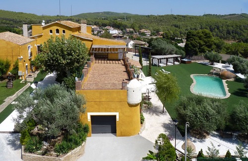 Can Trabal Cottage | Country house Can Trabal 1840 near Sitges up to 26 guests