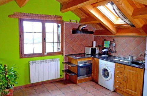 Belsierre House | Country House 'Casa Pirinea' with Mountain View and Wi-Fi