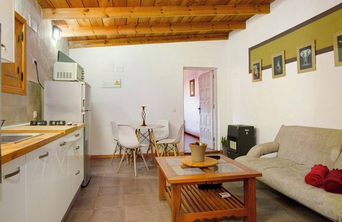 Vega de San Mateo Villa | Country House 'Casa Rural Los Colorados' with Mountain View and pool